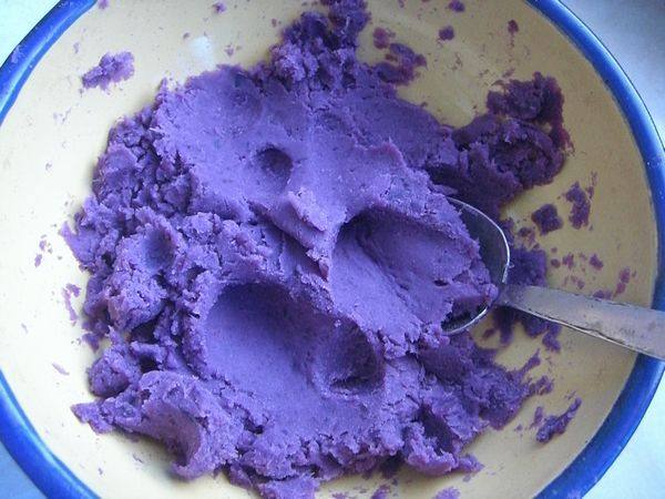Steps to Make Purple Sweet Potato Toast