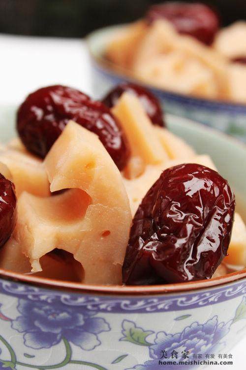 Red Date and Lotus Root Soup