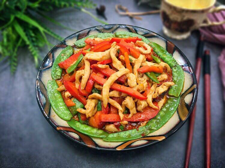 #Spring Vegetables# Colorful Bean and Chicken Stir-Fry Cooking Steps