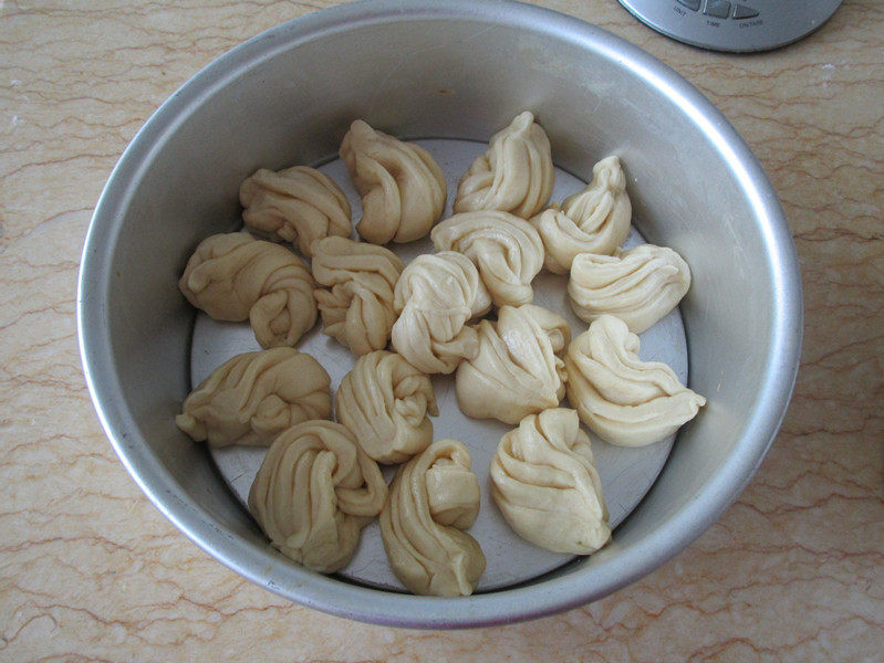 Steps for Making Hand-Torn Bread