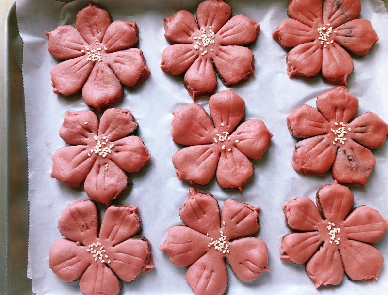 Steps for Making Sakura Pastry