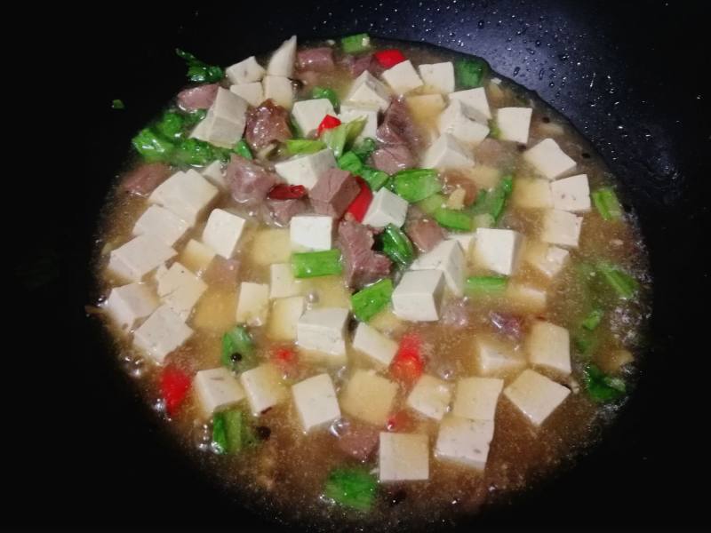 Steps for Cooking Beef Stewed Tofu