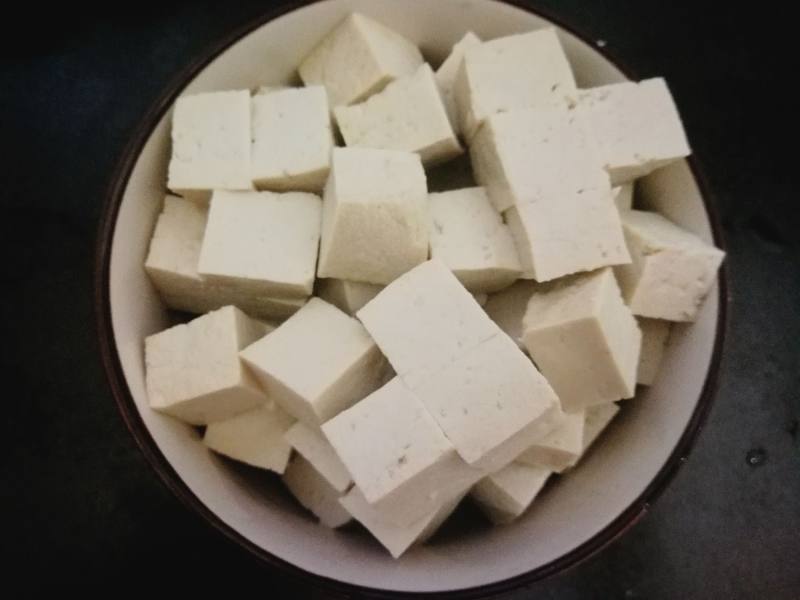 Steps for Cooking Beef Stewed Tofu