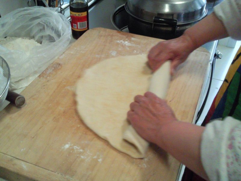 Steps for Making Fragrant Little Flower Rolls