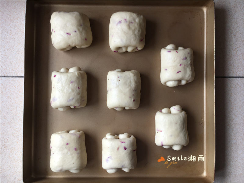 Steps for Making Japanese Milk Roll