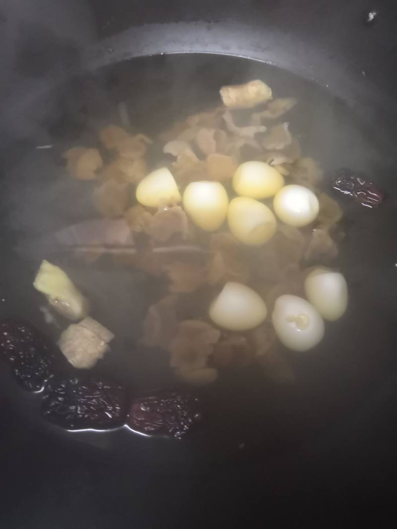 Steps for Making Longan Quail Egg Brown Sugar Ginger Tea