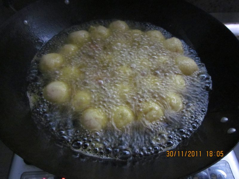 Steps for Cooking Potato Balls