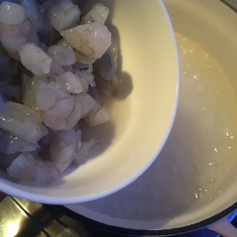 Steps for Cooking Shrimp and Vegetable Congee