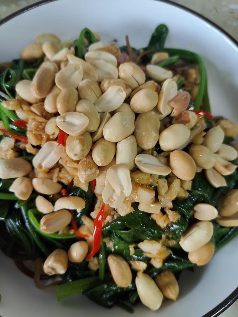 Steps for Making Cold Spinach and Enoki Mushroom Salad