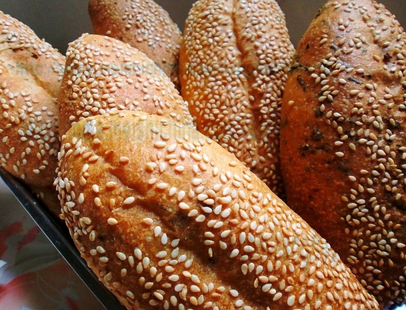 Vegan Soy Milk Tomato Sesame Bread