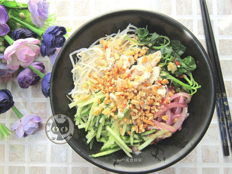 Vietnamese Dry Rice Noodles