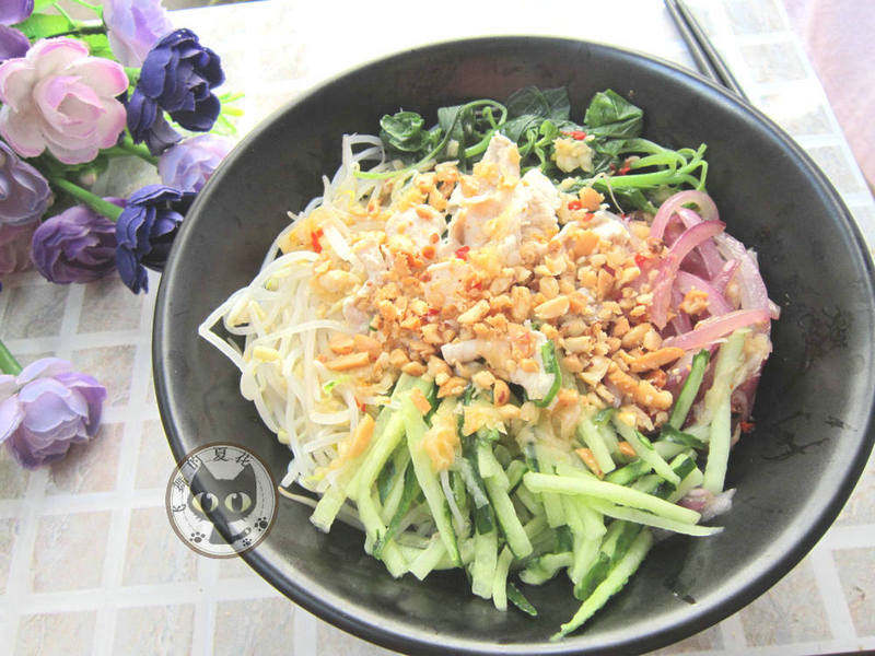 Vietnamese Dry Rice Noodles