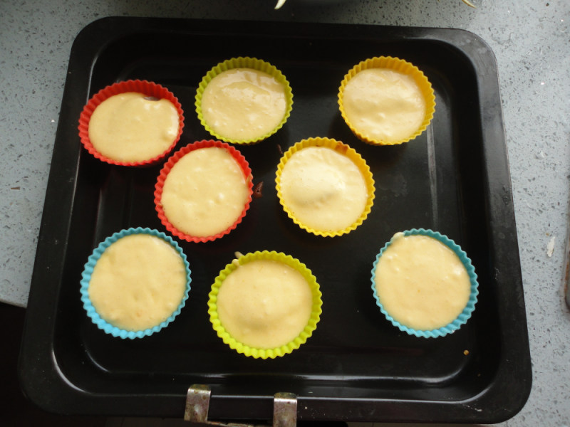 Steps for Making Chocolate Egg Yolk Pie