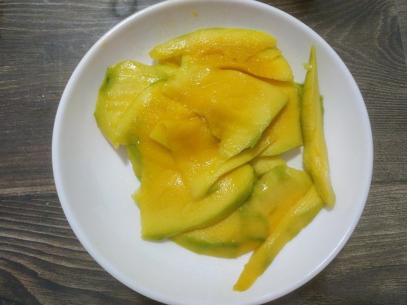 Steps for Making Mango Pizza