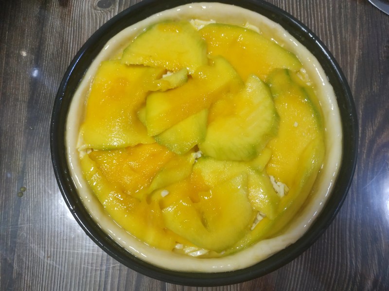 Steps for Making Mango Pizza