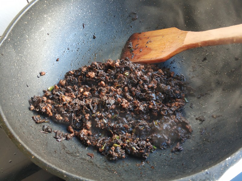 Mei Cai Rou Mo Wu Jin Dou Cooking Steps