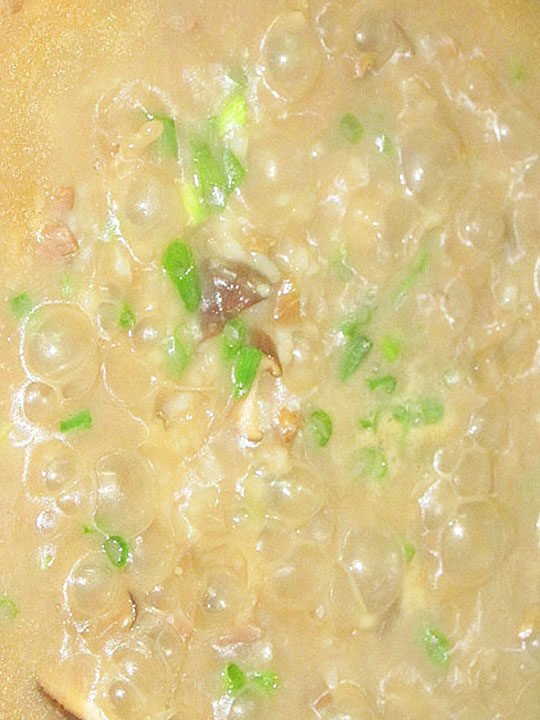 Quick Late-Night Snack—Mushroom and Chicken Gizzard Congee Cooking Steps