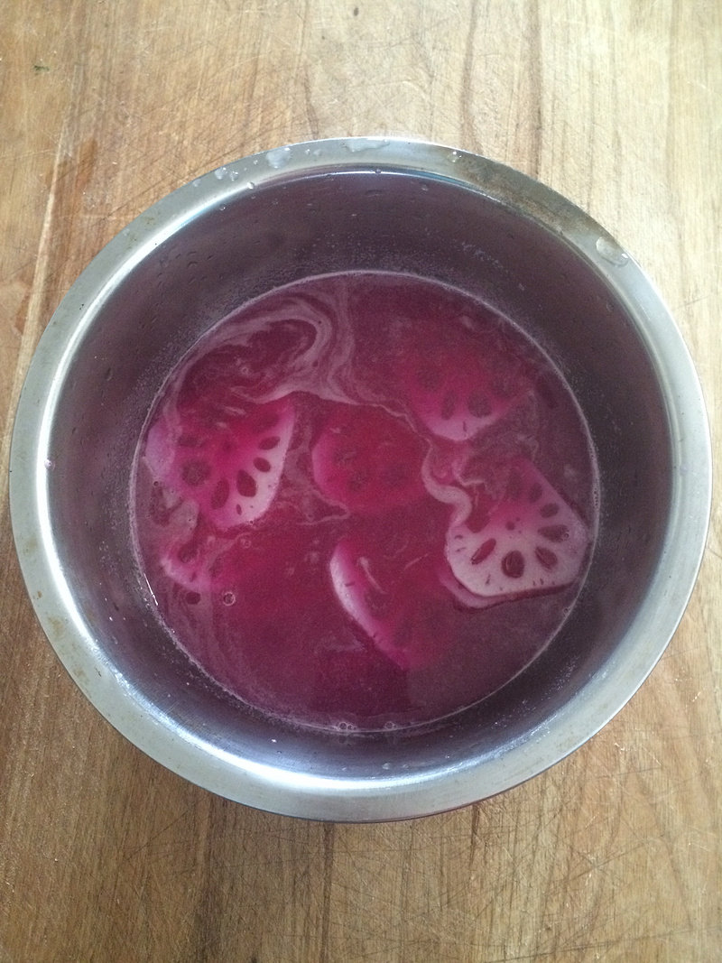 Steps for Making Lotus Root Chips with Osmanthus and Fruit Jelly