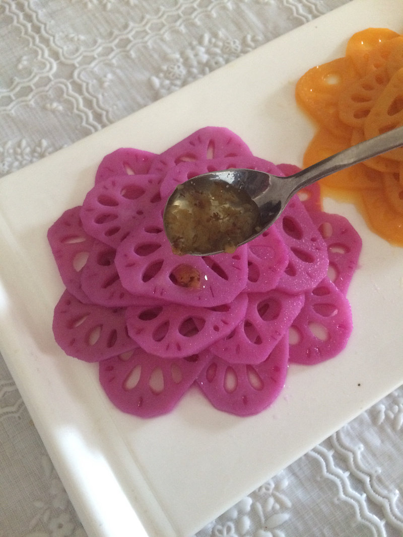 Steps for Making Lotus Root Chips with Osmanthus and Fruit Jelly