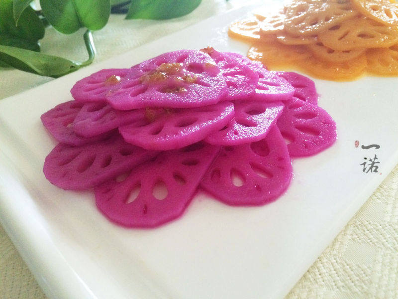 Lotus Root Chips with Osmanthus and Fruit Jelly