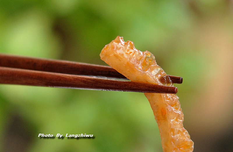 Sour and Spicy Crispy Pork Skin