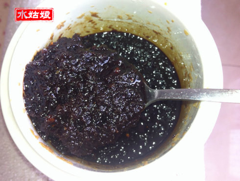 Detailed Cooking Steps for Warming Ginger and Brown Sugar Paste for Winter Menstrual Pain in Girls