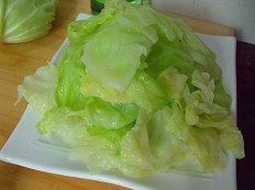 Steps for Making Sweet and Sour Chinese Cabbage