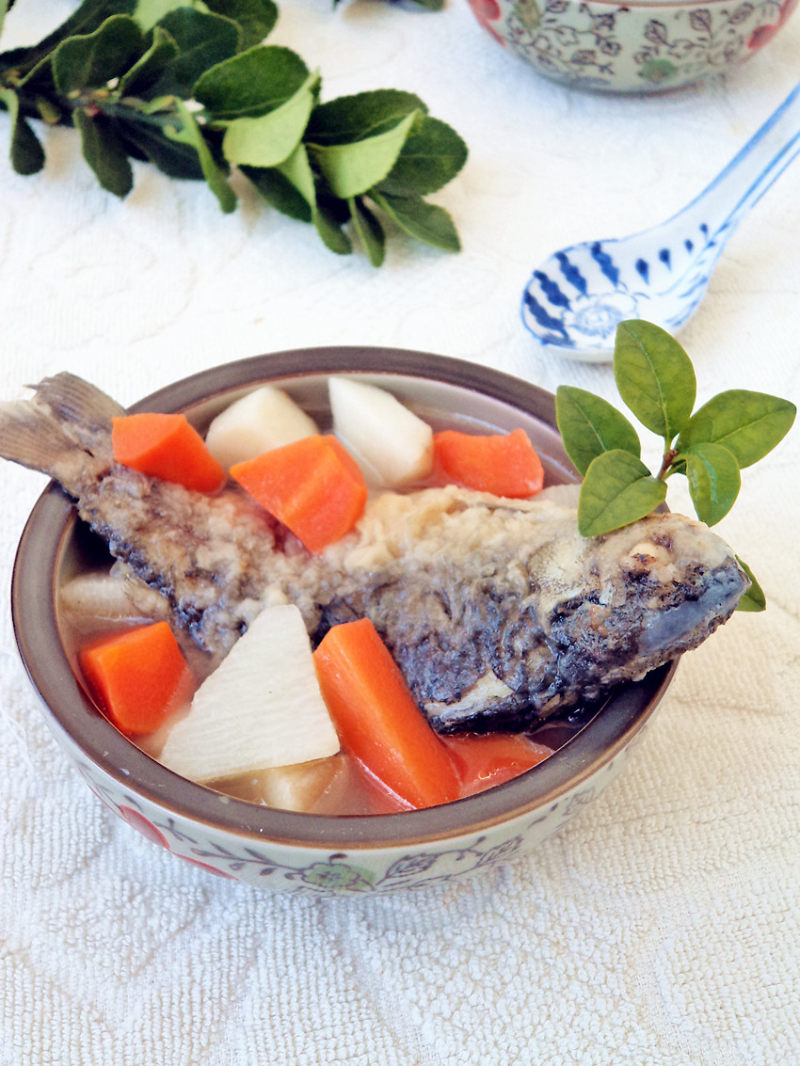 Carrot and Yam Crucian Carp Soup