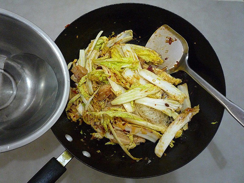 Steps for Stir-fried Vermicelli with Baby Bok Choy