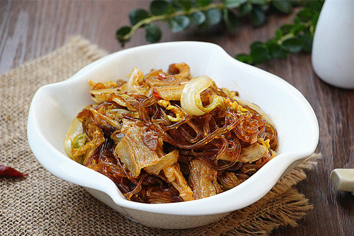 Stir-fried Vermicelli with Baby Bok Choy