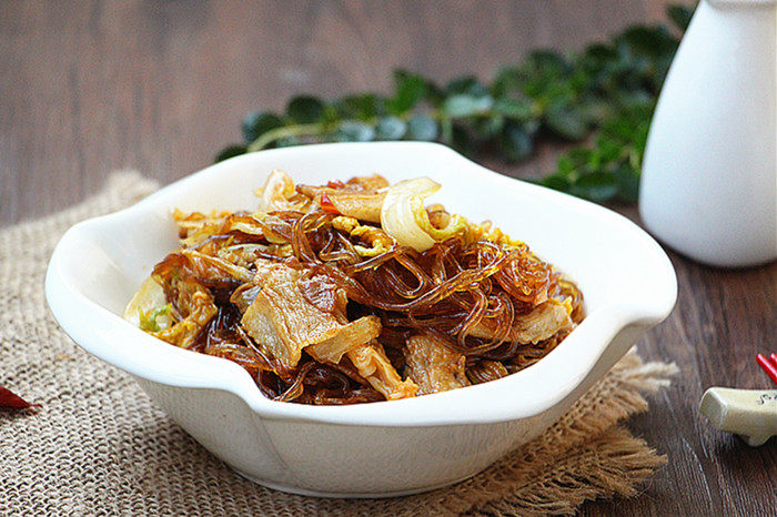 Stir-fried Vermicelli with Baby Bok Choy