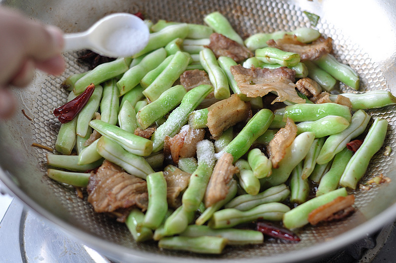 Braised Noodles Cooking Steps