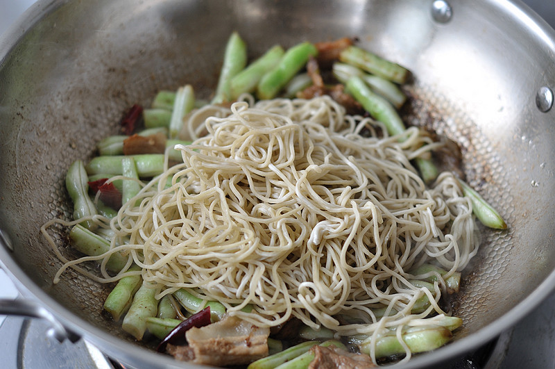 Braised Noodles Cooking Steps