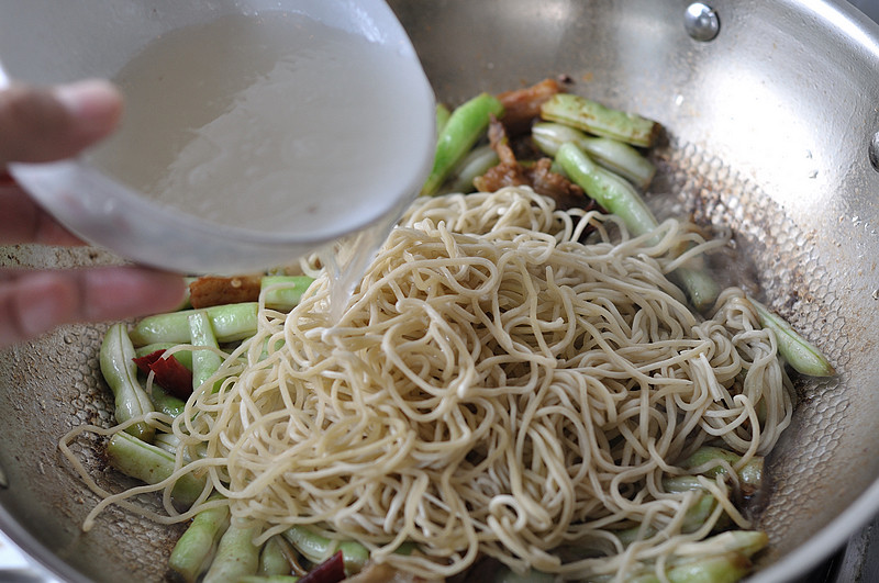 Braised Noodles Cooking Steps