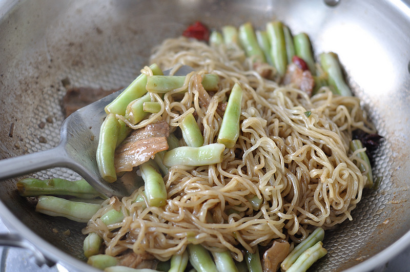 Braised Noodles Cooking Steps