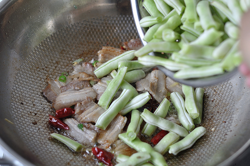 Braised Noodles Cooking Steps