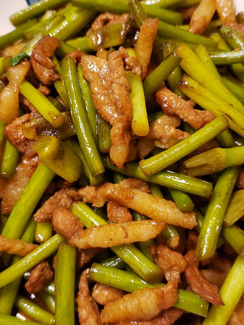 Delicious Garlic Shoots Stir-Fried Pork