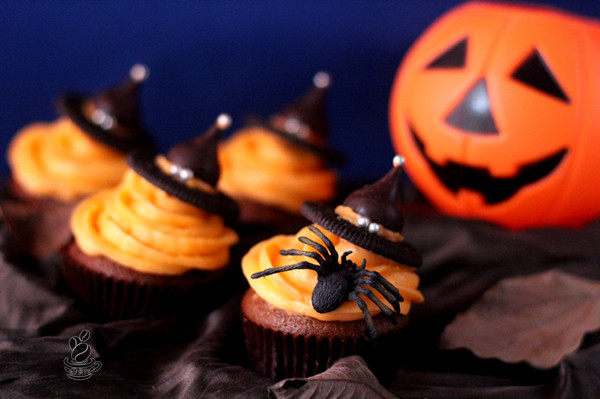 Funny Halloween【Witch Hat Cake】