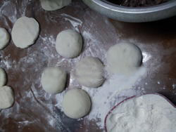 Steps for Making Red Bean Buns