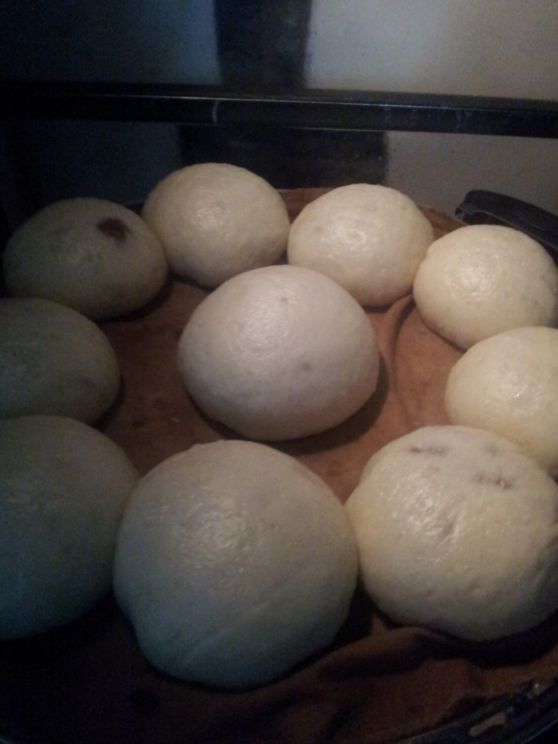 Steps for Making Red Bean Buns