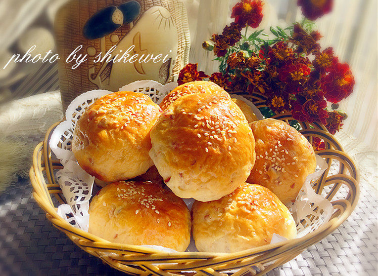 Cranberry Cheesecake Bread Rolls