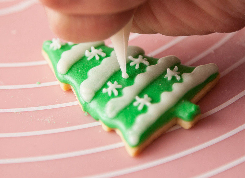 Christmas Tree Cookies (No Mold Needed)