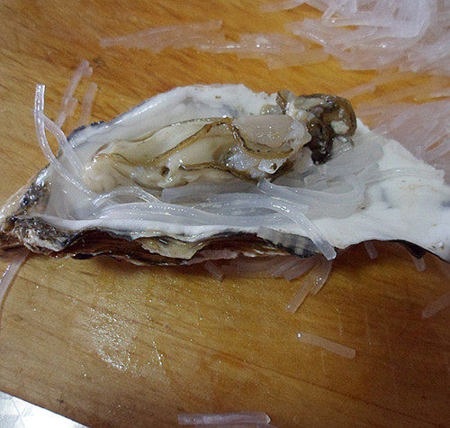 Steps to Cook Steamed Oysters with Garlic Vermicelli