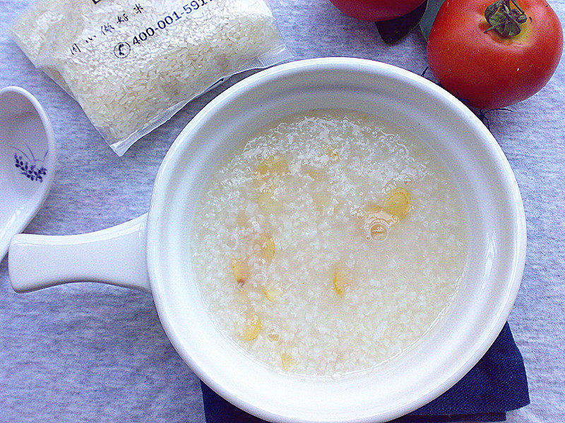 Steps for Cooking Pinzhenke Rice and American Ginseng Porridge