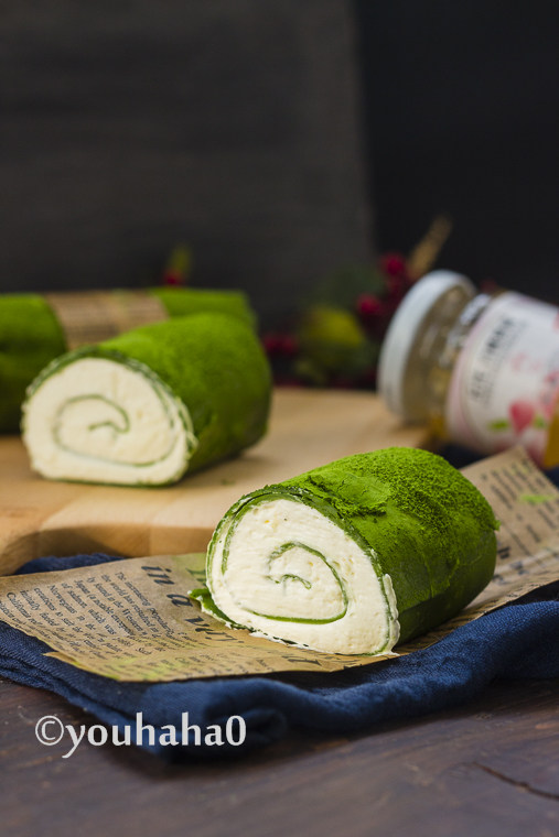 Matcha Towel Roll