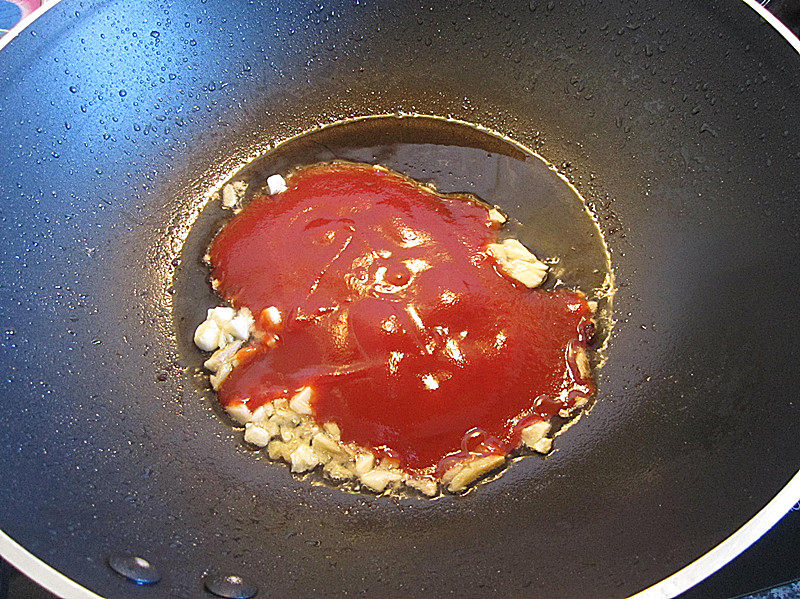 Tomato Sauce Braised Fried Pork Cooking Steps