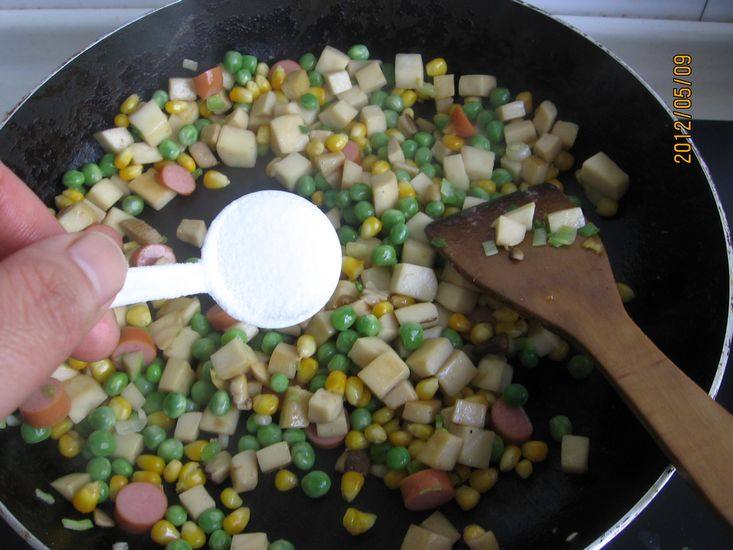 Detailed Steps for Stir-fried Oyster Mushroom with Mixed Vegetables