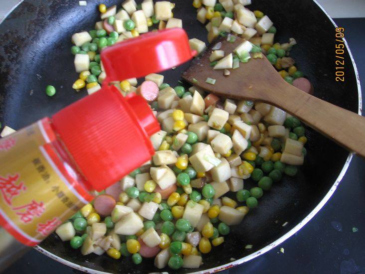 Detailed Steps for Stir-fried Oyster Mushroom with Mixed Vegetables