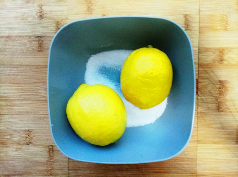 Steps for Making Lemon and Rock Sugar Jelly