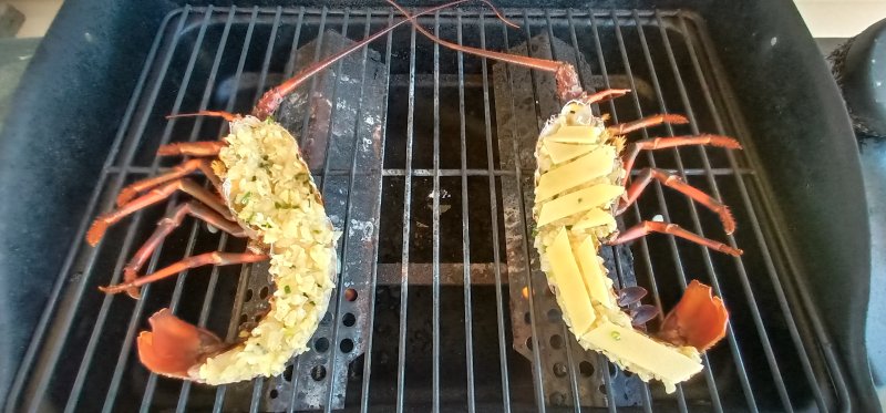 Garlic Cheese Lobster Cooking Steps